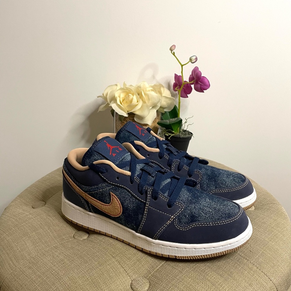 Air Jordan Low “Denim” Navy Blue Sneakers Size 6.5 Boys, Size 8.5 Women’s - Picture 4 of 16